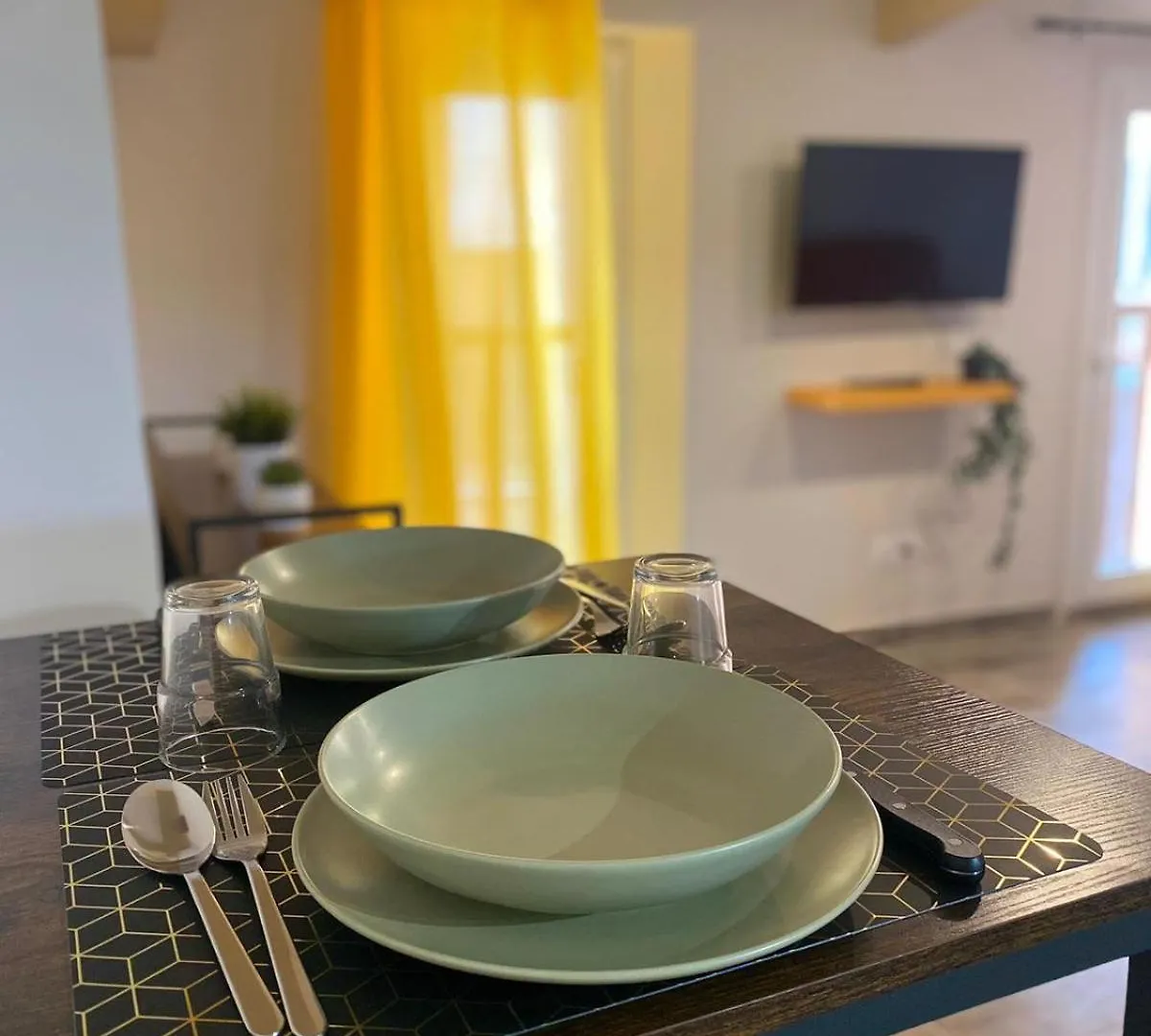 Appartement Coquet Studio Coeur De Grasse